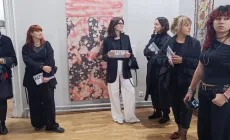 Expoziția „Future Beauty” aduce la Muzeul de Artă din Baia Mare creațiile a 12 tineri artiști de la Universitatea de Artă și Design din Cluj-Napoca