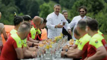 Concurenții MasterChef gătesc în Maramureș pentru oamenii care își riscă viața ca să-i salveze pe alții