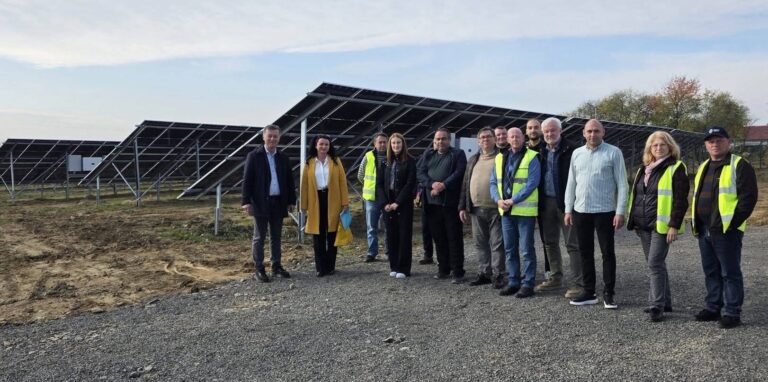Centrala fotovoltaică de la Mocira a fost finalizată și produce energie electrică pentru instituțiile publice din comuna Recea