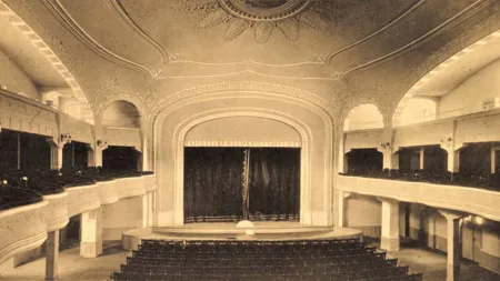 Se împlinesc 116 ani de la inaugurarea sălii de teatru a Hotelului Ștefan din Baia Mare