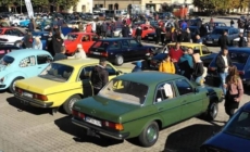 Automobilele de altădată revin în Baia Mare la Retro Parada Toamnei