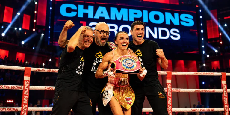 Românca Gabriela Timar, campioană mondială la box la 39 de ani