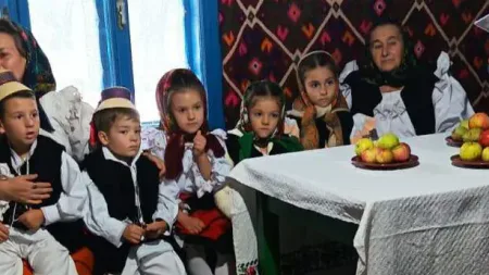 „Învață și du mai departe”: Simpozion dedicat copiilor la casa lu’ Victoru’ Știrbuțului din Călinești