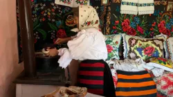 La Petrova se organizează o șezătoare ca pe vremuri