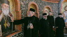 Pr. Adrian Dobreanu: Înaltpreasfințitul Părinte Iustinian – 10 ani de vrednică amintire în neuitată veșnicie