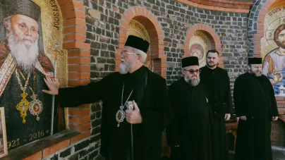 Pr. Adrian Dobreanu: Înaltpreasfințitul Părinte Iustinian – 10 ani de vrednică amintire în neuitată veșnicie